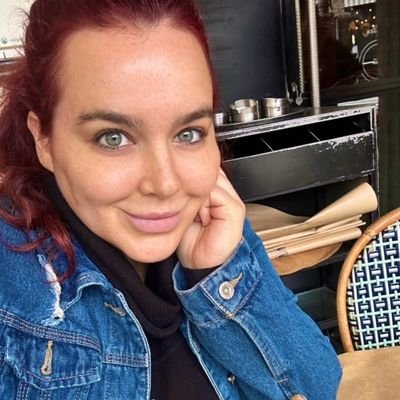 I65140anabell's profile picture. I'm from America live in America

work as makeup artist I love to chat with everyone around the world I'm single no kids 💕💕🥰🥰🥰🥰🥰