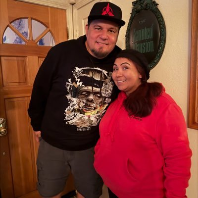 The_Con_Fluence's profile picture. Always on the move from one thing to the next.