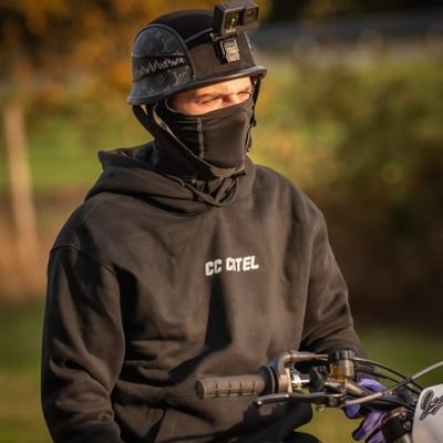 Ar91757De's profile picture. 