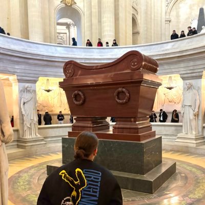 lounachvn711's profile picture. 45 📍                                                 Adhérente @RNational_off