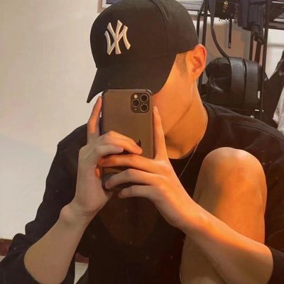 z14jun1's profile picture. 武汉，🍑擅长外翻尿失禁，💪🏻🍆加wx：z14jun1。