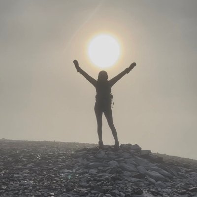 Bi31Curious's profile picture. Married, 34 yo Management Consultant and golf widow.  Here to pander to my alter-ego.