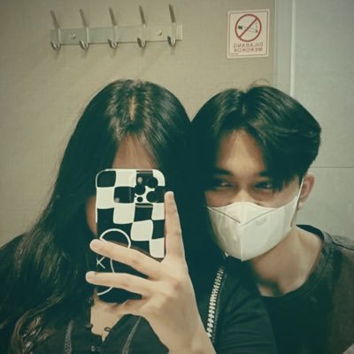 starluvst's profile picture. 