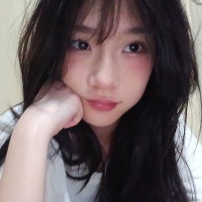 MeowieMeowwMeow's profile picture. In normal times, the extent of his vocabulary would be limited to "I'll kill you Kim Dokja", but once he got going, he knew how to make a cool-sounding speech.