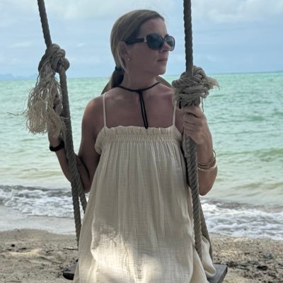 Jenny__S_'s profile picture. There is something beautiful in every day, you just have to find it! #AlwaysLookForThePositive