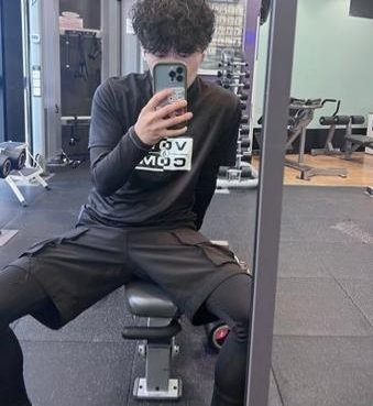 newtz24's profile picture. 