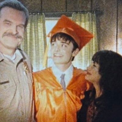 iloveemitskii's profile picture. “i miss clouds, i miss you.” Will Byers defender, BYCHANCE lover AND byler believer till the day i die