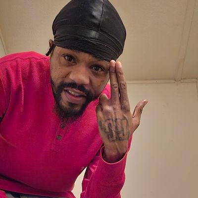 G_Man555's profile picture. I Am Young God/Devil.....