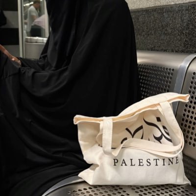 nafuura's profile picture. 