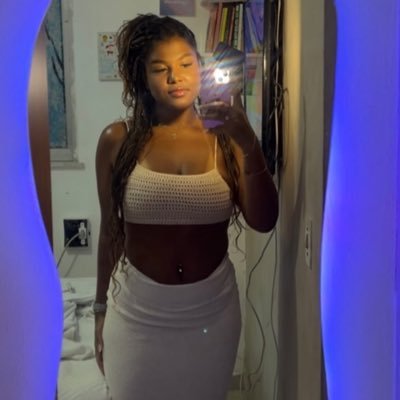 amijle's profile picture. Entre o possível e o inesperado