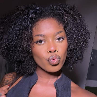 tuesday_14's profile picture. (D)MVtattooartist