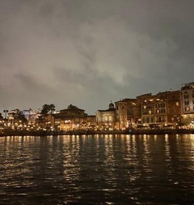 rajithavande's profile picture. 