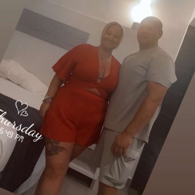 samburton3's profile picture. 