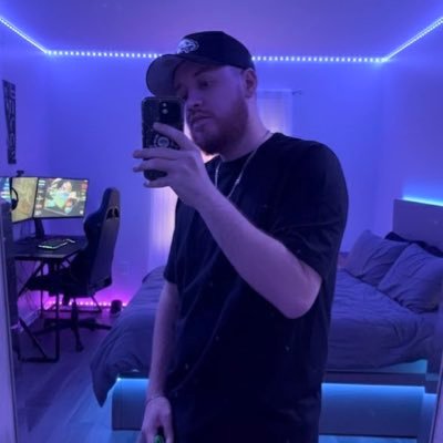 SupaboyXO's profile picture. 🇵🇷🇪🇸| ♈️ | geek | gaymer🎮 | Dog dad 🐾 | 👉🏻$LtRAYE