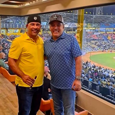 AguilaPica's profile picture. Miembro Consejo Directivo @aguilascibaenas 💛⚾🦅

CEO: Creative Solutions, RD🇩🇴

@elnidoradio