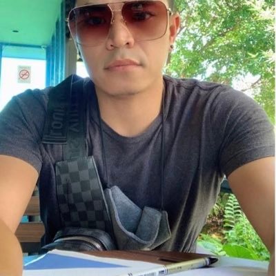 kingbkk1980's profile picture. https://t.co/GIy9vv3zbf สนใจนวดน้ำมันพูดคุยมาได้นะครับ ไม่ค่อยกล้าทักใครกลัวโดนด่าแอ็คลับ@daddywat1980 DMไม่อ่านทักหน้าทวิตนะที่รัก ทักทายมาขอมีตัวตนนะ