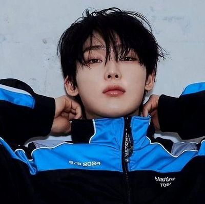 lvsunshin3's profile picture. idk but I love enhypen