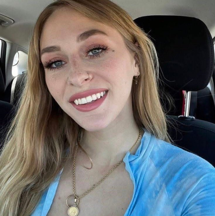 Catherine3hss's profile picture. 