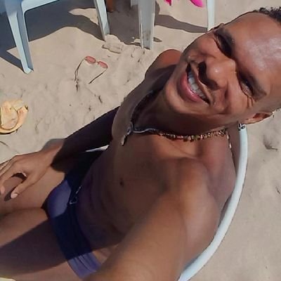 24AskL's profile picture. https://t.co/gQlJhnI4oU
Instagram: @alimask24
O Artista, Educador e Terapeuta do sexo, e a PICA mais BELA desse app.