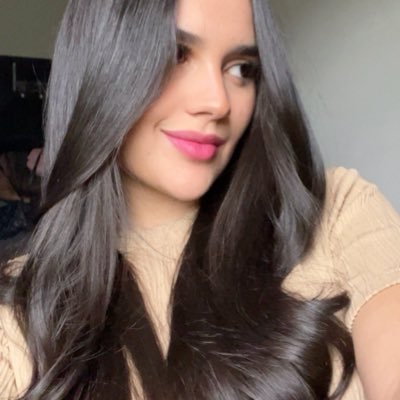 Alemariereyes's profile picture. 