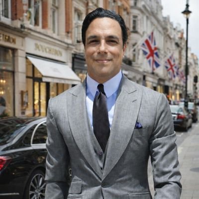 Fabriziobustama's profile picture. Entrepreneur | PHD Candidate | @Dataprius | Amazon Affiliates | #Robotics 
#AI #blockchain #Cloud #IoT #Crypto #Cybersecurity #Bigdata #Fintech #Bitcoin