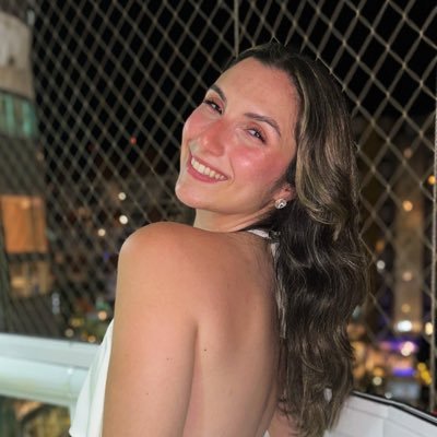 _anaratti's profile picture. e ai galerinha