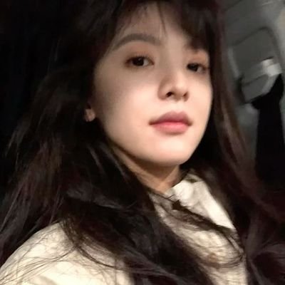 lofumour's profile picture. 