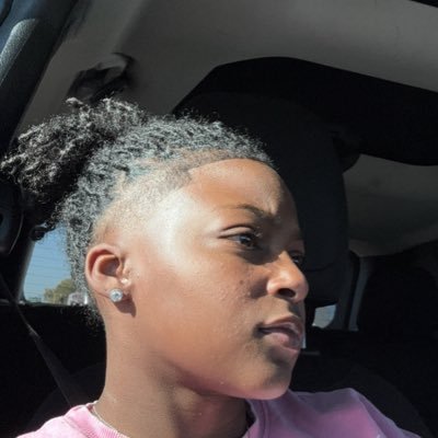 thehoggyb's profile picture. 