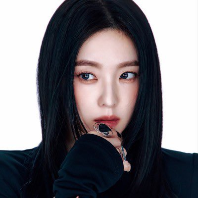 oblieviatte's profile picture. 🌤️; an