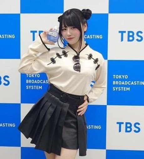 jasmine1305's profile picture. 