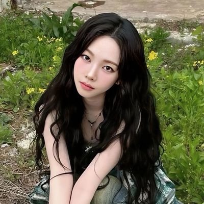 vxeimer's profile picture. Roleplay, 2000 ~ #AESPA’s Karina : the kind of artist who doesn’t just aim to be great — she already is.