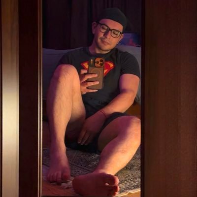 loaiza_44's profile picture. 