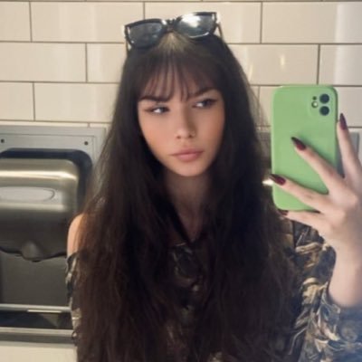 natalieinez_'s profile picture. 