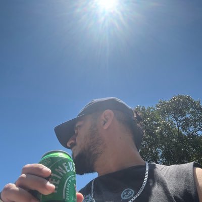 andrediin's profile picture. carioca 🏝️ • vasco da gama 💢 • libriano ♎️ • human resources 👨🏻‍💻