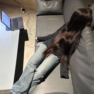 r8tting's profile picture. 