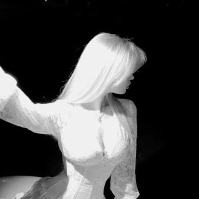 CMelaynez's profile picture. idk