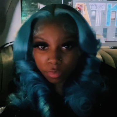 ilysmkmm's profile picture. 