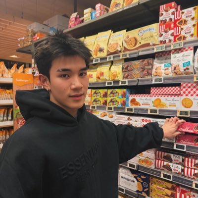 Gewalee2's profile picture. @tawattannn @gemini_ti I Love GeminiFourth more every day. Nothing is worth if you are not happy. 고생 끝에 낙이 온다. 💜💚💙