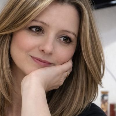 suee_crocamo's profile picture. -Dedicada y positiva -
Estudiante en Fder 🌍🏛️de  la Universidad de la República ( Udelar)