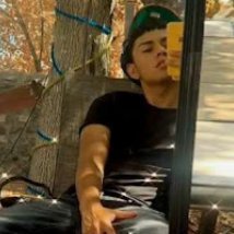 Vc2amani's profile picture. 6' 0" 
22☆
 
Through him who gives me strength: Philippians 4:11–13 ✟🕊️