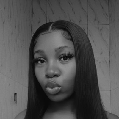 HunterWeb310358's profile picture. Growing account, no spam 🙏