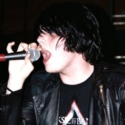 mouserard's profile picture. — #1 becoming the lastnames fan , manrodent , bri’ish , bastard bass player