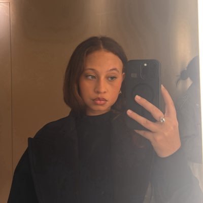 mysticguurl's profile picture. c’est moi le J