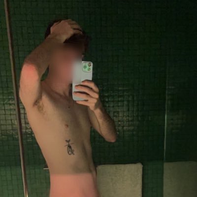 Snaxxito's profile picture. ╰┈➤ Ur fav aussie snacc • | 25 | after dark | sfw: @Snaccito | MDNI | 🔞| εつ