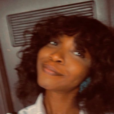 Pelumimoraks's profile picture. Flatlay pronounce as /ˈflæt ˌleɪ/ is a style of photography where objects are arranged on a theme and taken from a bird eyes view.  Crochet 🧶 page @yarnandpull