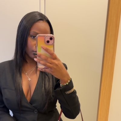 CaapsFofinha's profile picture. 🇨🇻 Nha terra 🖤