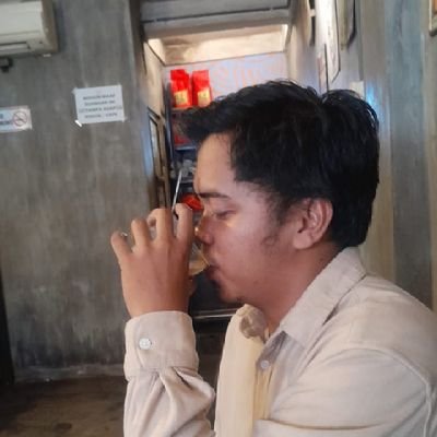 reraizek's profile picture. You'll Never Walk Alone