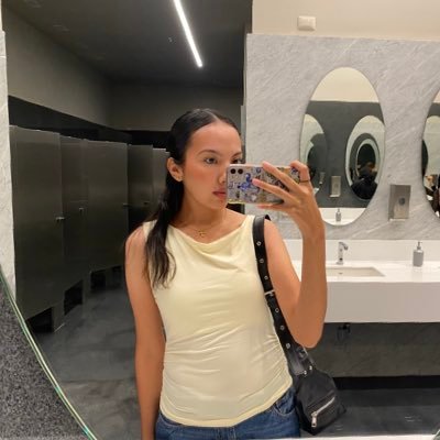 saakmybae's profile picture. 444