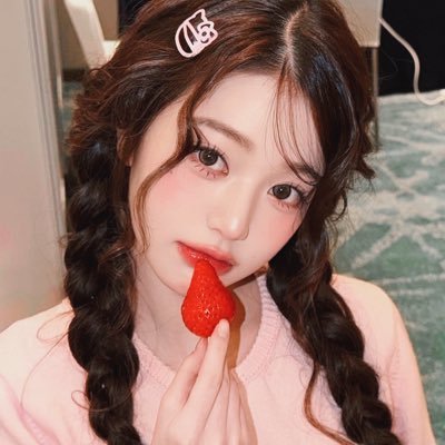 Strawbabbie_wy's profile picture. 딸기공주를 모시는 계정입니다. #장원영 #JANGWONYOUNG