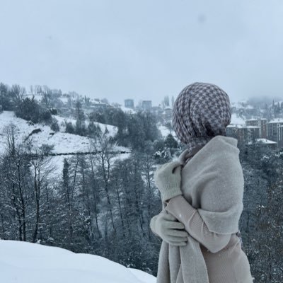 zeynebuss's profile picture. Bu benim dünyam ✨